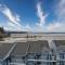 Waters Edge 402