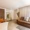 Al Alma Apart-Suites