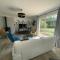 Maison contemporaine rénovée avec étang privé et terrasse, proche plage - 3 chambres, wifi inclus - FR-1-426-517 - Nieul-le-Dolent