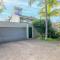 The Moorings 18 4 Cromarty Rd Waterfront, Pool, Wifi & AirCon