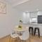 Southbank Apartment with Skyline View: 5-Min Walk to CROWN Casino
