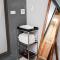 Huzi Room