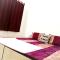 HOTEL HELIX -- RAJPURA -- Budget Rooms for Family, Couples, Solo Travellers - Rājpura