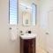 Stylish Residence in Los Angeles - OL-WH