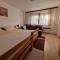 Apartment near center