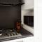 Stylish Gem and Stunning Views in Heart of Richmond - ملبورن