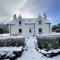 Carnmhor, Isle of Skye - Stunning 242 year old cottage on its own sea shore!