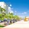 Finikoudes 3 Bedroom Seaview Flat