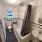5 bedroom, recently renovated house close to Hastings Beach