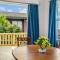 The Brickstone Home with Deck and Parking - Auckland