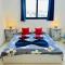 Duplex Whiskey Home 200m away from the Sea and the Square - 圣保罗湾城