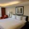 Hotel Lotus Kansas City Merriam