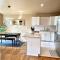 Contemporary Turnagain Townhome - Anchorage