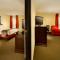 Hotel Lotus Kansas City Merriam