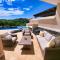 Luxury Villa In Prestigious Pristine Bay, Home Of The Black Pearl Golf Course