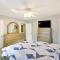 Extended Stays Welcome Waterville Retreat with Yard