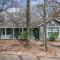 Lake Texoma Shoreline Cottage in Pottsboro