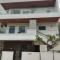 F2 Home Stay