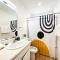 Comfy 2-bedroom home in Hollywood