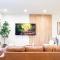 Comfy 2-bedroom home in Hollywood