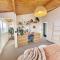 Serene Hamilton Home I Pool I Yard I Home Theatre - 汉密尔顿