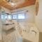Serene Hamilton Home I Pool I Yard I Home Theatre