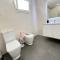 PUSHE Penthouse Playa Granada Beach & Golf 5