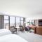 DoubleTree by Hilton Hotel & Suites Victoria
