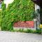 DBamboo Suites