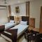 HOTEL SAHYOG & ROOMS - Surat