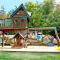 The Glen House -9 Bdrm Estate Sleep 26 Movie Theater,Pool,Golf,Ski