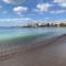 Beachfront Apartment incl highspeed WIFI