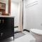 Beachside Apt Short Walk to Nai Harn Beach 2-3 BR
