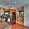 Bright Downtown Telluride Condo - Steps to Lift!