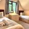 PrancingHare Lodge-Woodland Lodges-Pembrokshire - Carmarthen