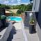 Aura Lux Holiday Home with Pool - Lopatinec