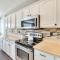 Sunny Arizona Getaway with Heated Pool and Patio! - سوربرايز
