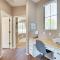 Sunny Arizona Getaway with Heated Pool and Patio! - سوربرايز