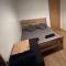 2 bed apartment close to station with parking - London