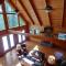 Sophie's Choice ~ Secluded Luxury Log Cabin w/ Hot Tub + Pool Table - 布赖森城
