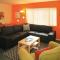 Peninsula Hideaway Apartment • Alamitos Bay - Long Beach