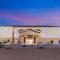 Quality Inn & Suites Carlsbad Caverns Area - 卡尔斯巴德