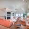 1810 - Hook Line And Sinker by Resort Realty - كورولا