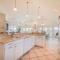 1810 - Hook Line And Sinker by Resort Realty - كورولا