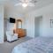 1810 - Hook Line And Sinker by Resort Realty - كورولا