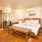 Mayumi Beach Villa