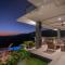 THE most luxury 5BR villa in Lovina! Stunning Outlook!