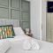 Luxury 6 bed 6 En-suite - Free Parking Reading