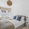 Kessel House - Outstanding family home, close to town centre