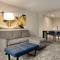 DoubleTree by Hilton Canton Downtown - كانتون